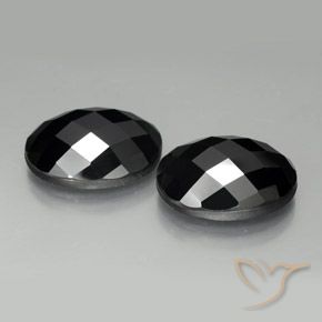 Shop natural 22.04ct Noire Spinelle gems, ovale, from Thaïlande at GemSelect. In stock, global shipping!