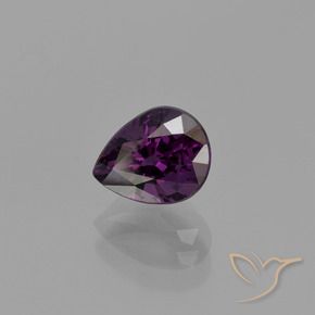 Spinelle Violet foncé naturelle En forme de poire, 1.05 ct, VVS-VS