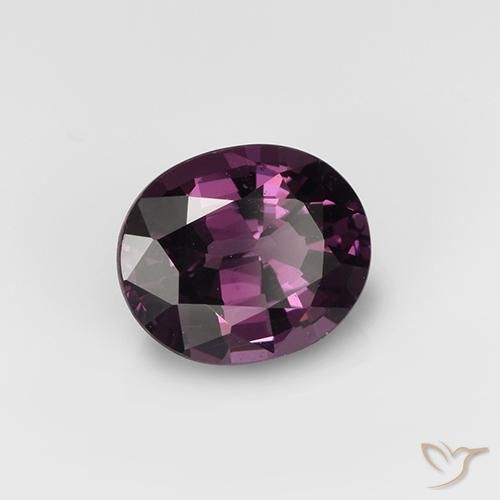 Spinelle Pourpre rouge framboise naturelle ovale, 1.01 ct, VVS-VS