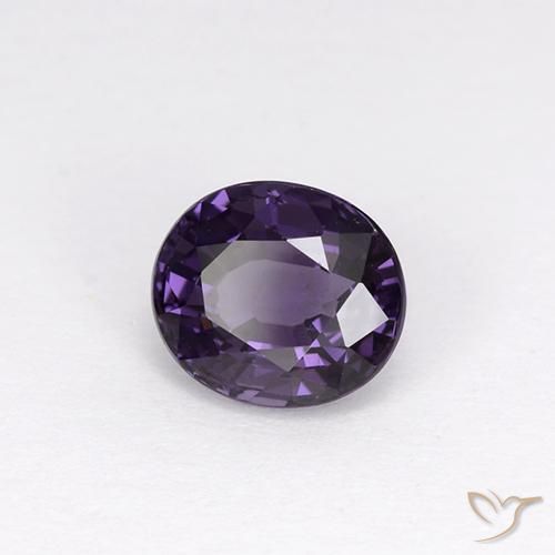 Spinelle Violet moyen naturelle ovale, 1.13 ct, VVS-VS