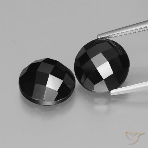 8.89ctw Naturel Noire Spinelle, Tour, Opaque