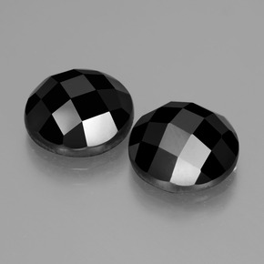 Achetez naturel 9,05ct noir spinelle gems, coupe roude, en provenance thaïlande chez gemselect. en stock, livraison internationale!
