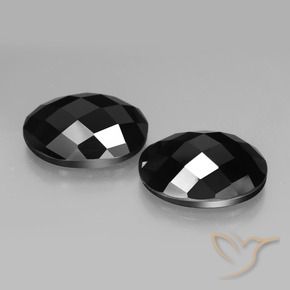 Shop natural 20.64ct Noire Spinelle gems, ovale, from Thaïlande at GemSelect. In stock, global shipping!