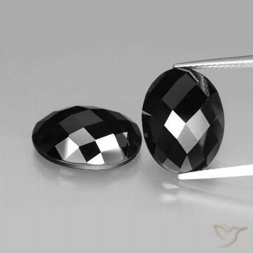 Achetez naturel 19.43ct Noire Spinelle gems, Coupe ovale, En provenance Thaïlande chez GemSelect. En stock, livraison internationale!
