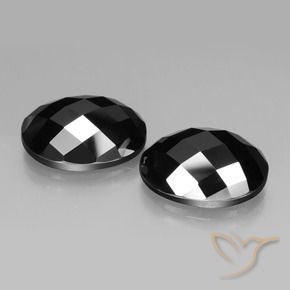 Shop natural 22.14ct Noire Spinelle gems, ovale, from Thaïlande at GemSelect. In stock, global shipping!