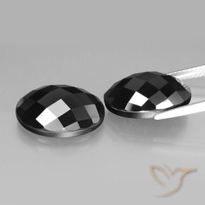 Shop natural 21.23ct Noire Spinelle gems, ovale, from Thaïlande at GemSelect. In stock, global shipping!