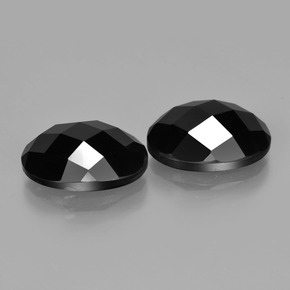 Achetez naturel 14.37ct Noire Spinelle gems, Coupe ovale, En provenance Thaïlande chez GemSelect. En stock, livraison internationale!