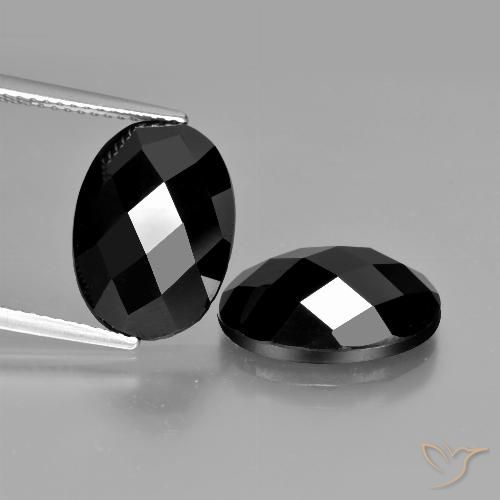 12.20ctw Naturel Noire Spinelle, ovale, Opaque