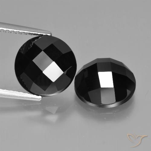 8.61ctw Naturel Noire Spinelle, Tour, Opaque