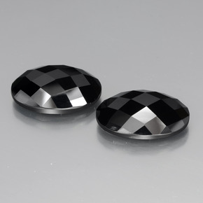 Achetez naturel 24,58ct noir spinelle gems, coupe ovale, en provenance thaïlande chez gemselect. en stock, livraison internationale!