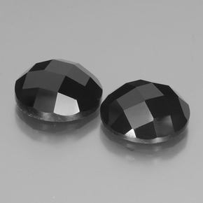 Achetez naturel 12.64ct Noire Spinelle gems, Coupe roude, En provenance Thaïlande chez GemSelect. En stock, livraison internationale!