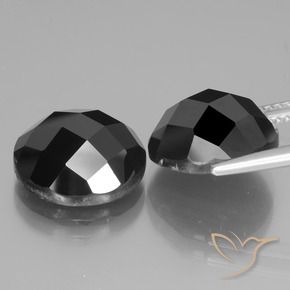 Shop natural 14.99ct Noire Spinelle gems, Tour, from Thaïlande at GemSelect. In stock, global shipping!