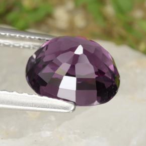 Spinelle pourpre naturelle coupe ovale, 2,25 ct, VVS-VS