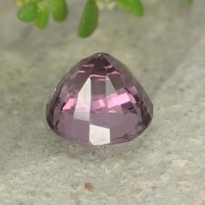 Spinelle Violet clair naturelle Coupe roude, 0.73 ct, VVS-VS