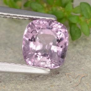 Spinelle Pourpre moyen naturelle Coussin, 1.42 ct, VS