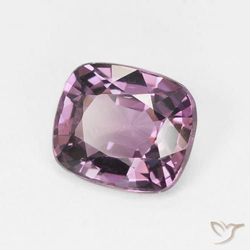 Spinelle Pourpre moyen naturelle Coussin, 1.40 ct, VVS-VS