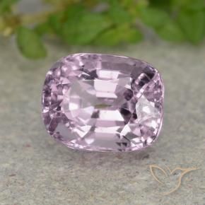 Spinelle Violet clair naturelle Coussin, 1.66 ct, VS