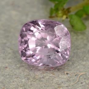 Spinelle Pourpre rosâtre très clair naturelle Coussin, 1.14 ct, VS