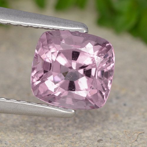 1.42ct Naturel Violet clair Spinelle, Coussin, VS