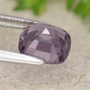Spinelle Pourpre raisin léger naturelle Coussin, 1.34 ct, VVS