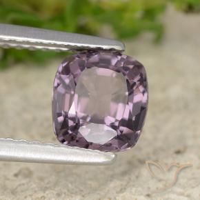 Spinelle Pourpre foncé naturelle Coussin, 1.45 ct, VVS