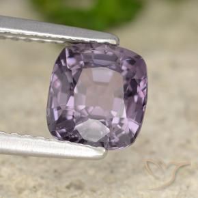Spinelle Pourpre foncé naturelle Coussin, 1.69 ct, VVS-VS