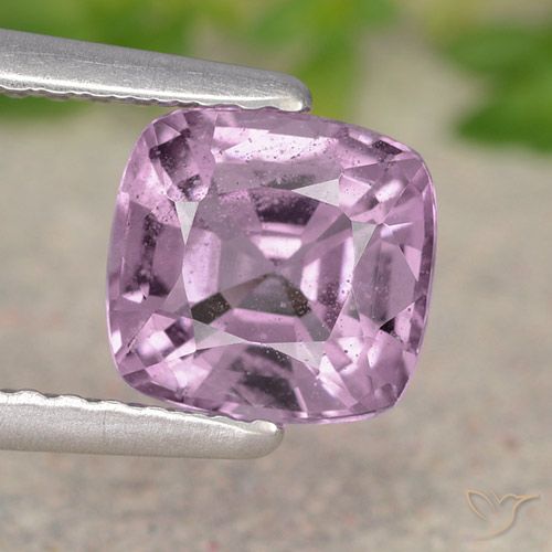 1.32ct Naturel Pourpre moyen Spinelle, Coussin, VS