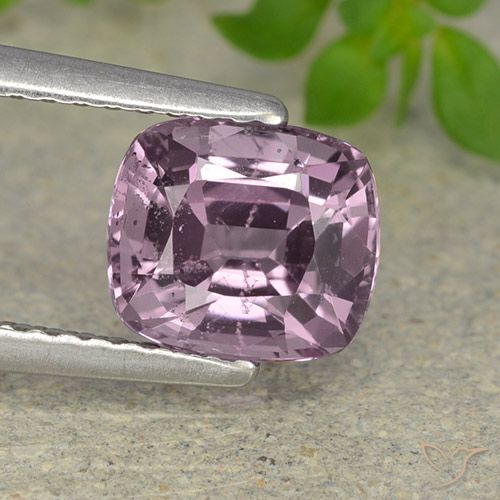 1.73ct Naturel Violet Rosâtre Spinelle, Coussin, VS
