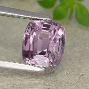 Spinelle Violet Rosâtre naturelle Coussin, 1.73 ct, VS