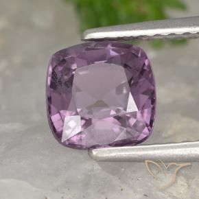Spinelle Pourpre moyen naturelle Coussin, 1.43 ct, VS