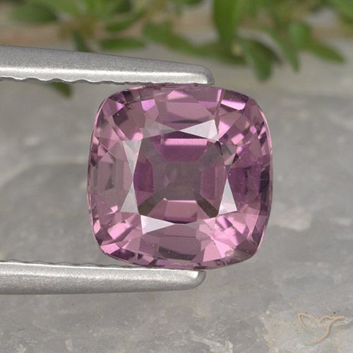 1.26ct Naturel Pourpre foncé Spinelle, Coussin, VVS