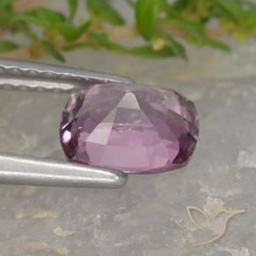 Spinelle Pourpre moyen naturelle Coussin, 1.35 ct, VVS