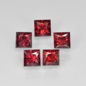 Achetez naturel 0.87ct Rouge sang profond Spinelle gems, Carré, En provenance Myanmar chez GemSelect. En stock, livraison internationale!