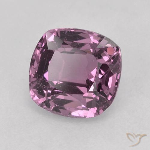 Spinelle Pourpre moyen naturelle Coussin, 1.27 ct, VVS-VS