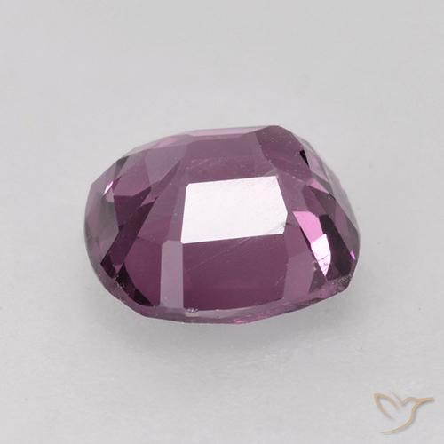 Spinelle Pourpre moyen naturelle Coussin, 1.27 ct, VVS-VS