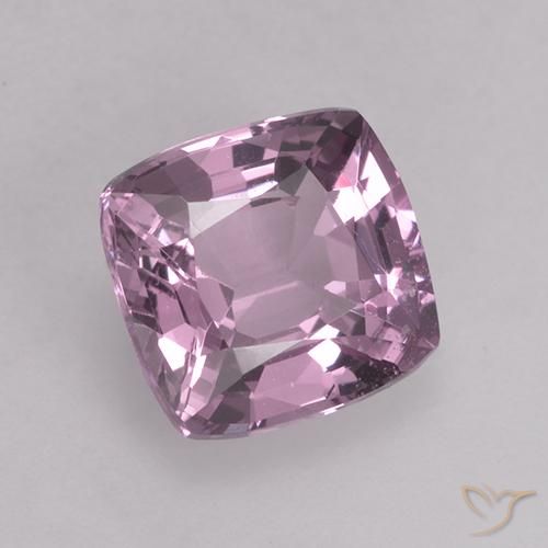 Spinelle Violet grisâtre léger naturelle Coussin, 1.51 ct, VS