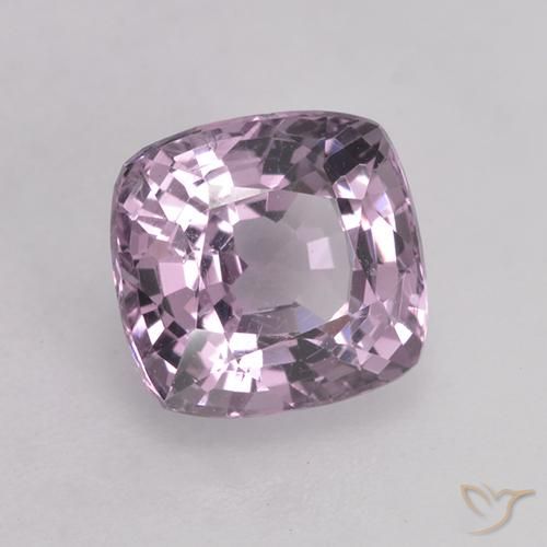Spinelle Pourpre moyen naturelle Coussin, 1.52 ct, VS