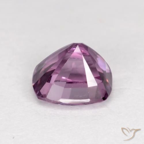 Spinelle Pourpre moyen naturelle Coussin, 0.87 ct, VS-SI
