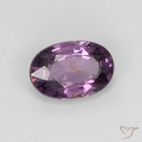 Spinelle Violet foncé naturelle ovale, 0.55 ct, VS-SI