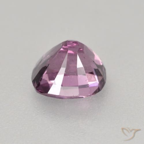 Spinelle Boysenberry naturelle Coussin, 0.99 ct, VS