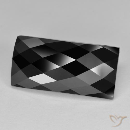 Spinelle Noire naturelle Baquette, 13.35 ct, Opaque