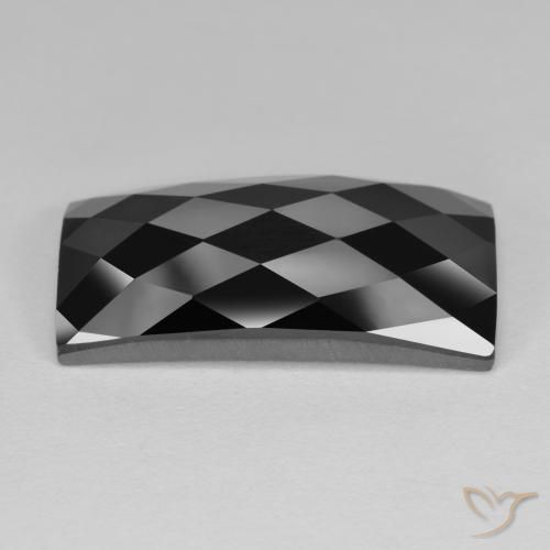 Spinelle Noire naturelle Baquette, 13.35 ct, Opaque