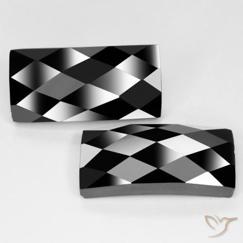 Shop natural 25.49ct Noire Spinelle gems, Baquette, from Thaïlande at GemSelect. In stock, global shipping!