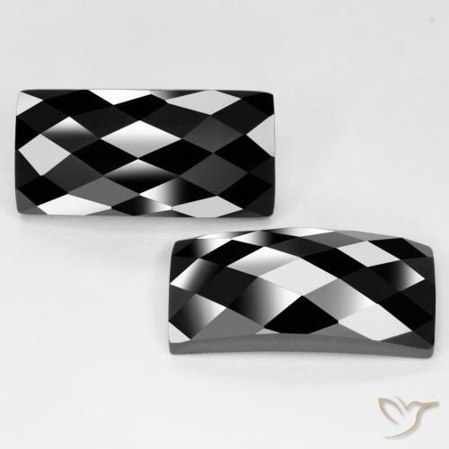 Shop natural 25.66ct Noire Spinelle gems, Baquette, from Thaïlande at GemSelect. In stock, global shipping!