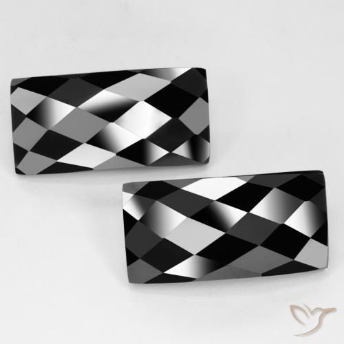 Shop natural 29.37ct Noire Spinelle gems, Baquette, from Thaïlande at GemSelect. In stock, global shipping!