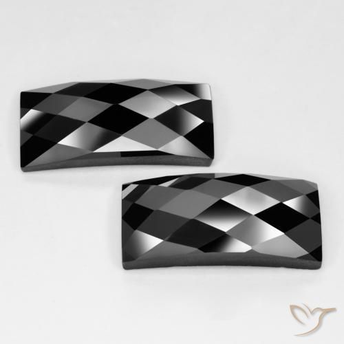 Shop natural 25.09ct Noire Spinelle gems, Baquette, from Thaïlande at GemSelect. In stock, global shipping!