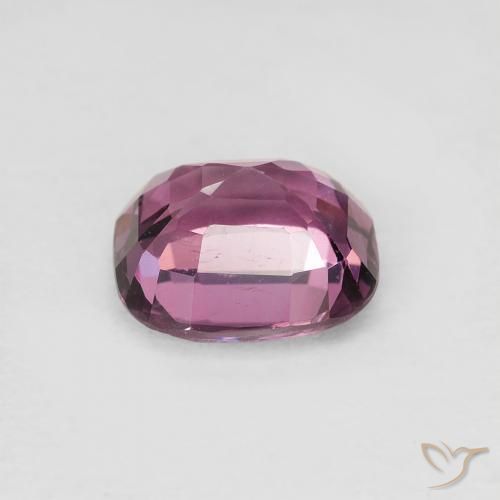 Spinelle Pourpre prune naturelle Coussin, 1.73 ct, VVS-VS