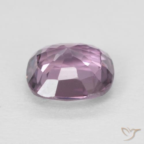 Spinelle Pourpre moyen naturelle Coussin, 0.77 ct, VVS-VS