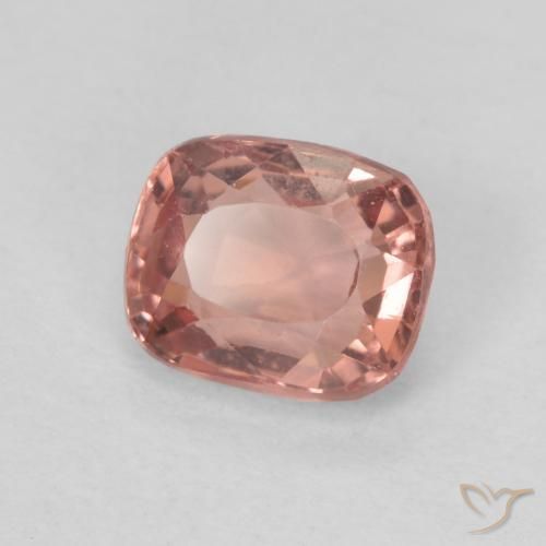 Spinelle Rouge chaud naturelle Coussin, 0.71 ct, VVS-VS