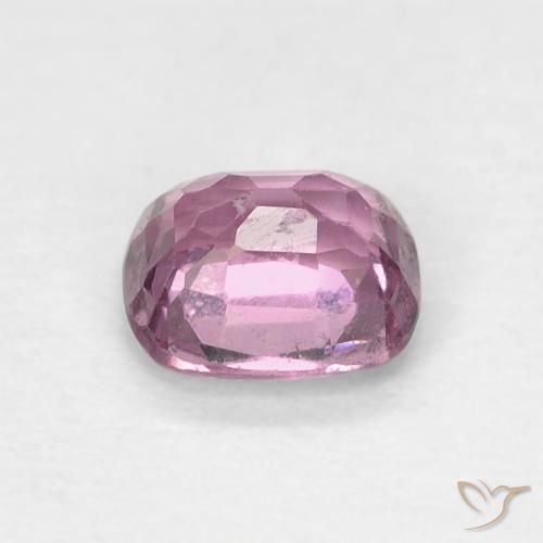 Spinelle Magenta léger naturelle Coussin, 0.58 ct, VS